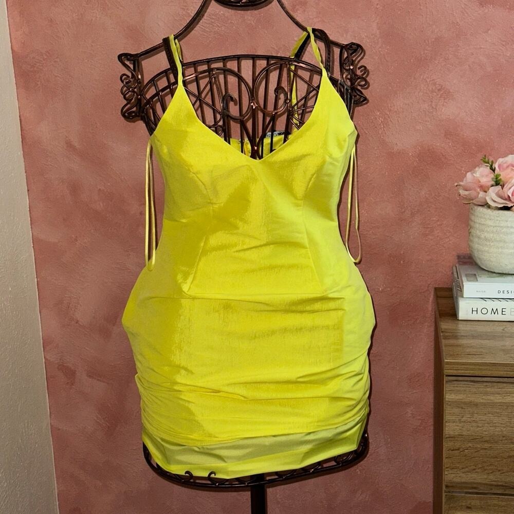 Fashion Nova Neon Yellow V-Neck Mini Dress Spaghetti Strap Bodycon Small NWT